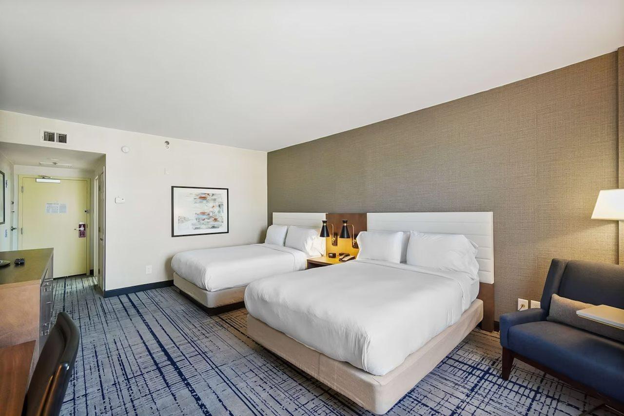 ฮิลตัน ชาร์ลอตต์ เอ็กเซกคิวทีฟ พาร์ค Hotel ชาร์ล็อต ภายนอก รูปภาพ