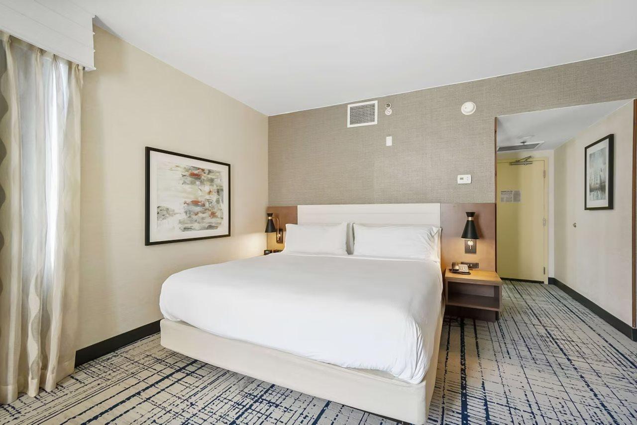 ฮิลตัน ชาร์ลอตต์ เอ็กเซกคิวทีฟ พาร์ค Hotel ชาร์ล็อต ภายนอก รูปภาพ