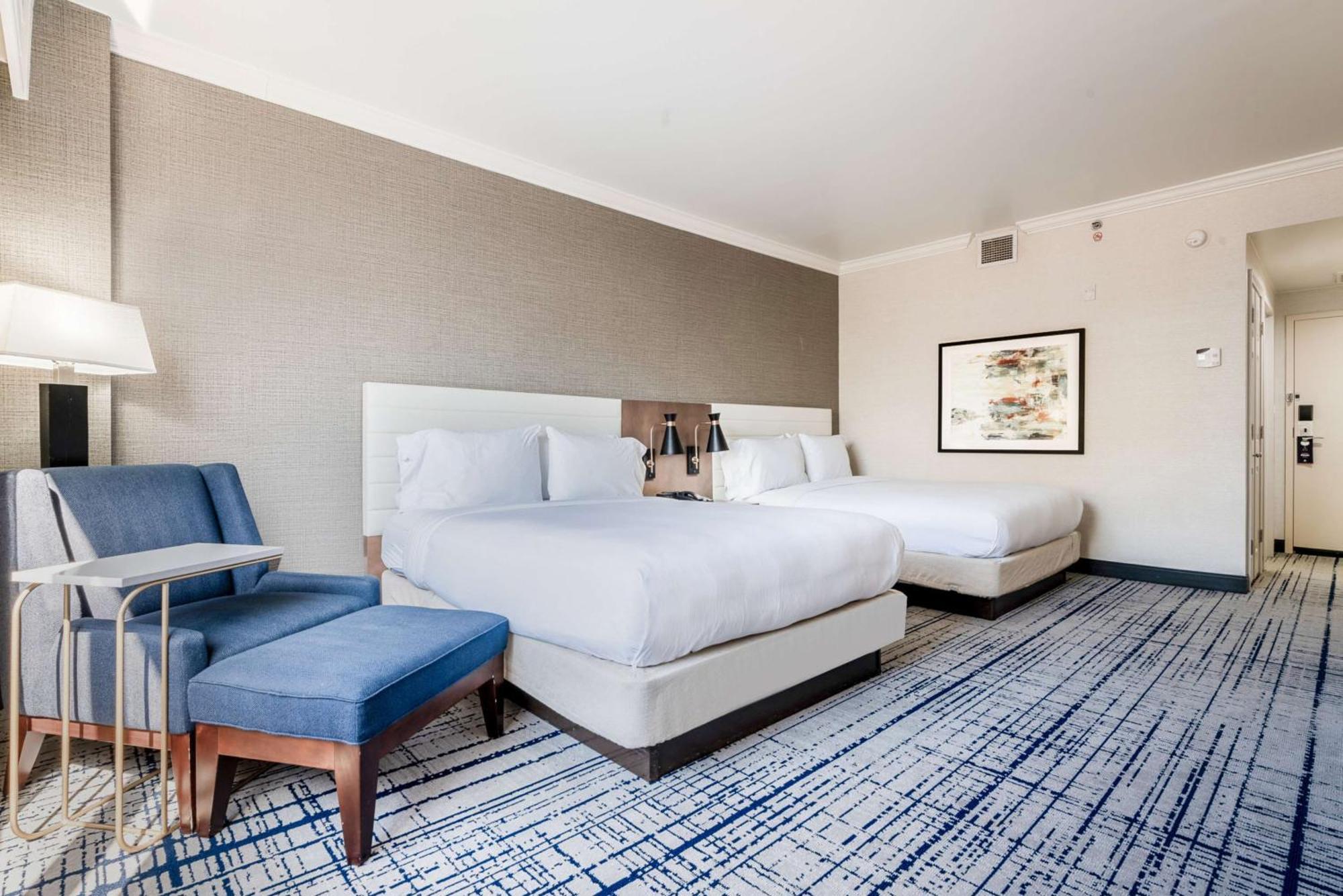 ฮิลตัน ชาร์ลอตต์ เอ็กเซกคิวทีฟ พาร์ค Hotel ชาร์ล็อต ภายนอก รูปภาพ